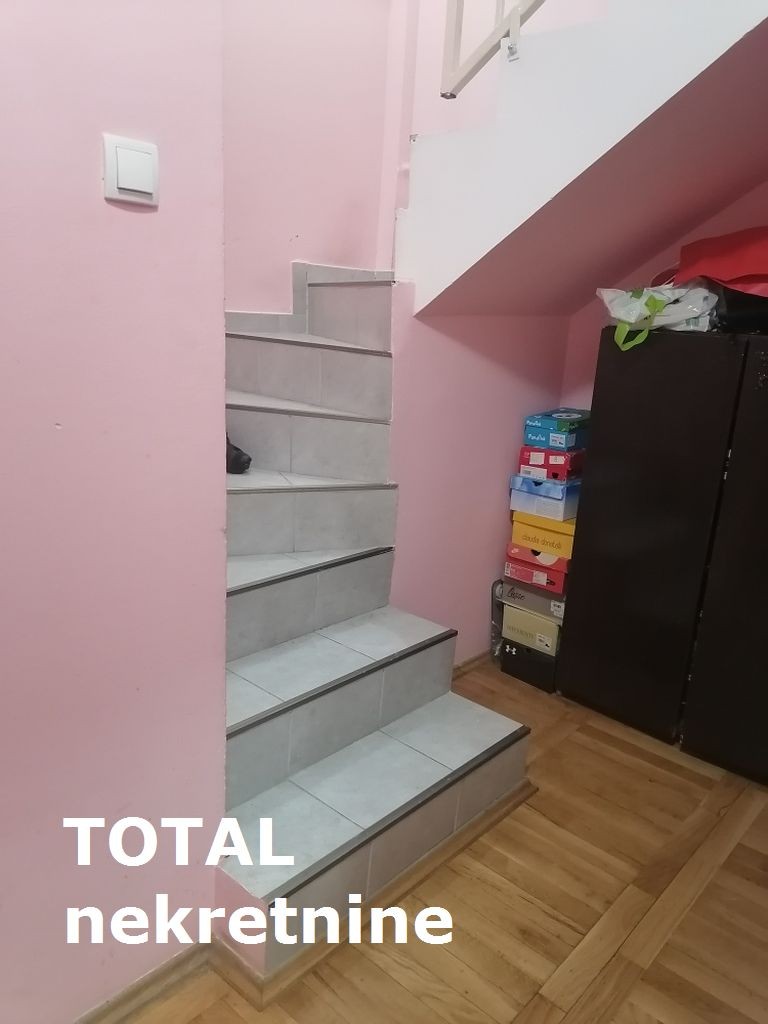Stan,PETROVARADIN,CENTAR,kv: 68.00, € 133900, ID: 1092872 11