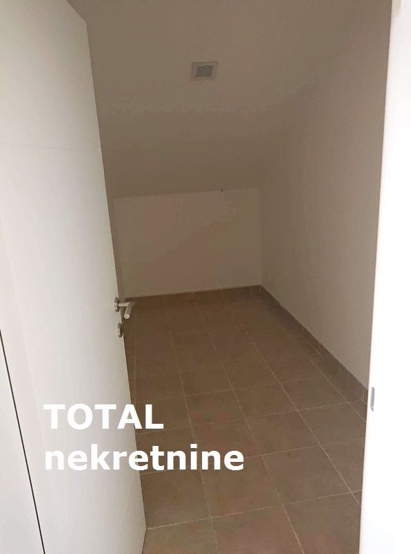 Stan,SREMSKA KAMENICA,TATARSKO BRDO,kv: 160.00, € 206000, ID: 1091190 9