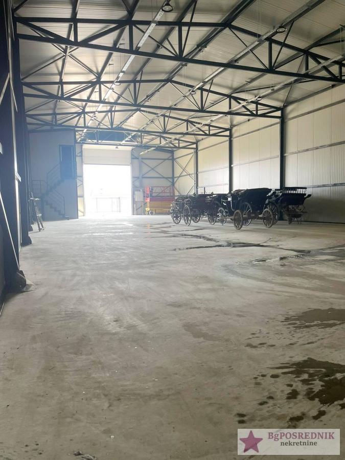 Zemun, Ugrinovci, Grmovac, Nova 5, 375m2 3