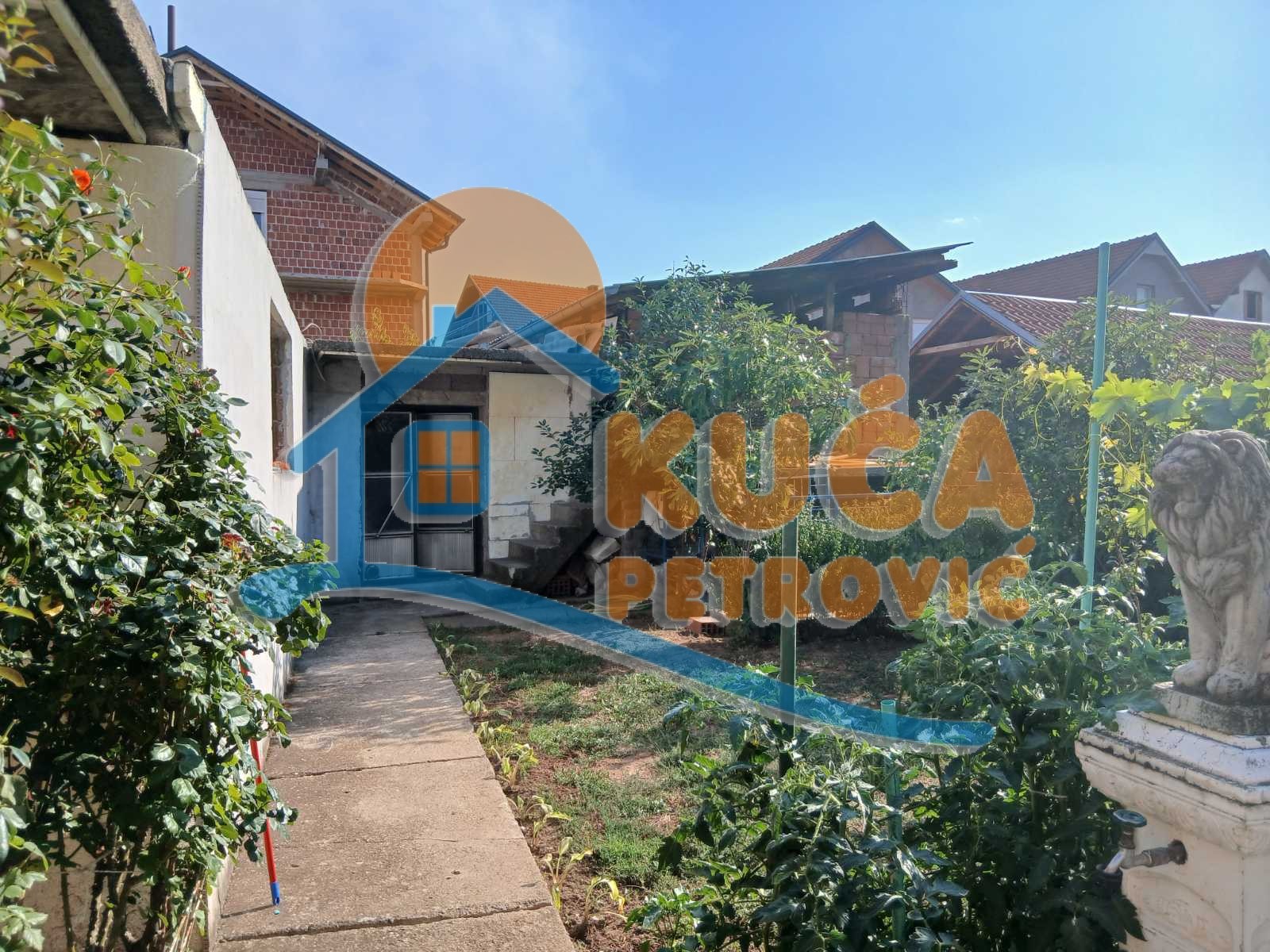 četvorosobna kuća, 210 m2, Brzi Brod, Pavla Sofrića ID: p-014422 6