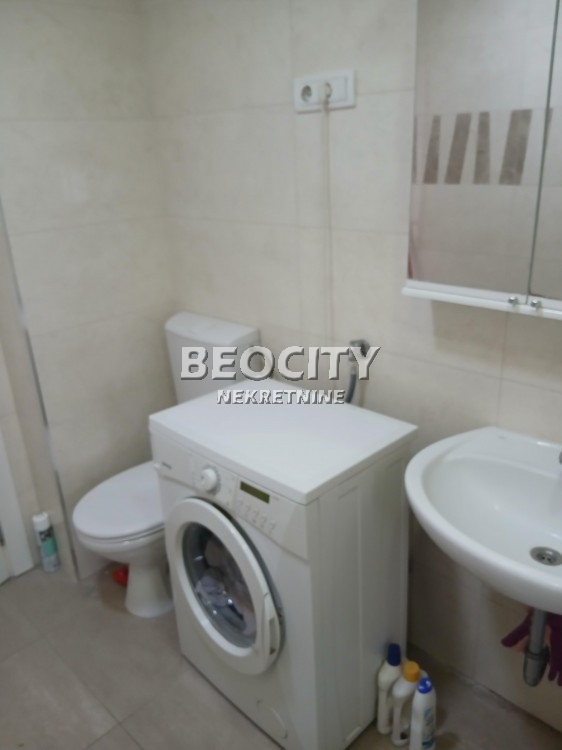 Trosoban stan, 90 m2, Blok 33, Narodnih heroja ID: 121301 24