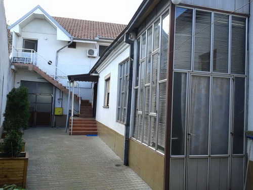 POSLOVNO STAMBENA ZGRADA SREMSKA MITROVICA na ODLICNOJ LOKACIJI 2