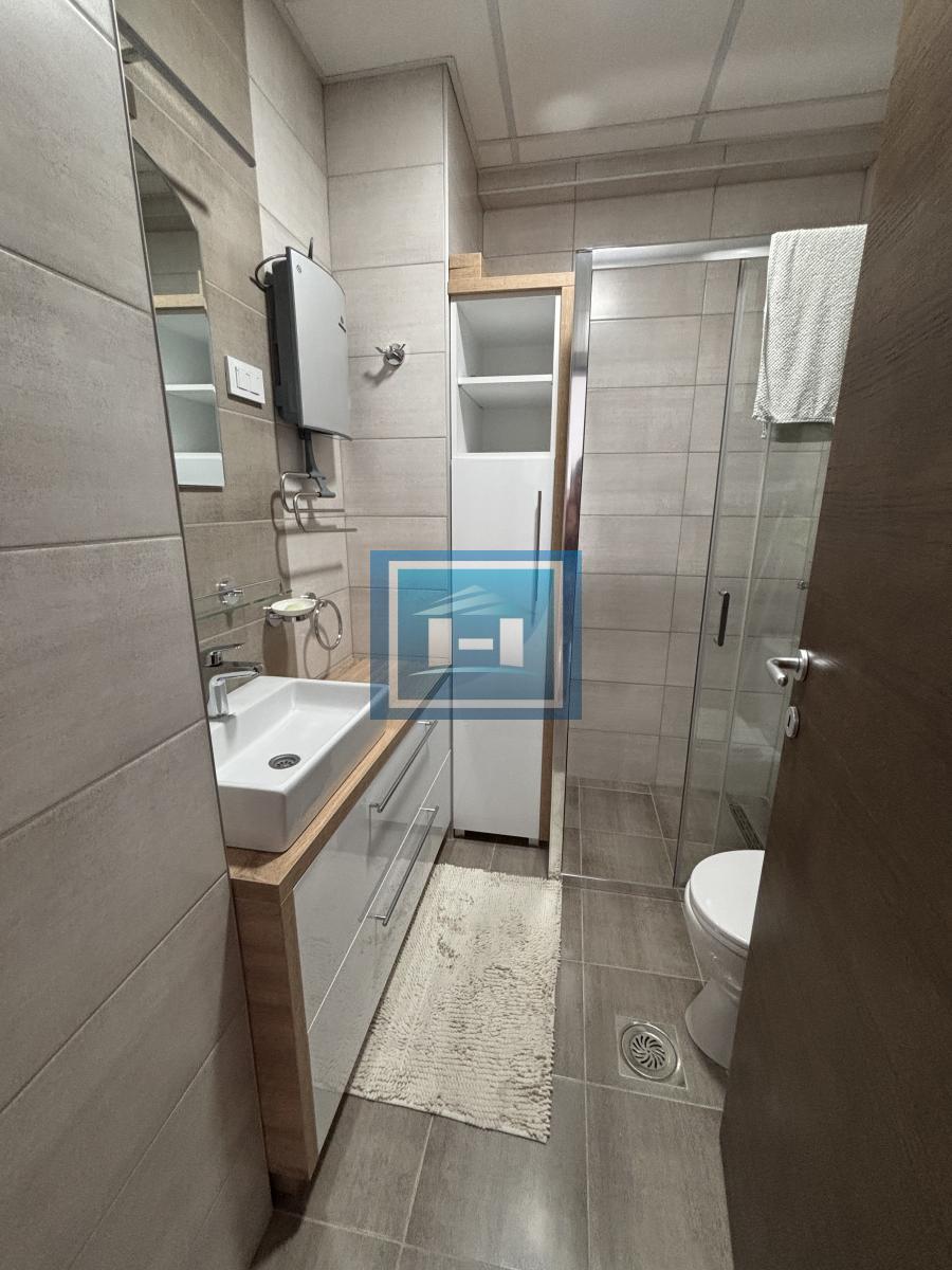 Kompletno namesten stan u Kkomplexu 10