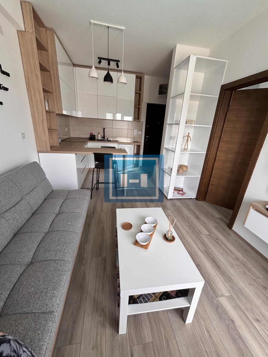 Kompletno namesten stan u Kkomplexu 6