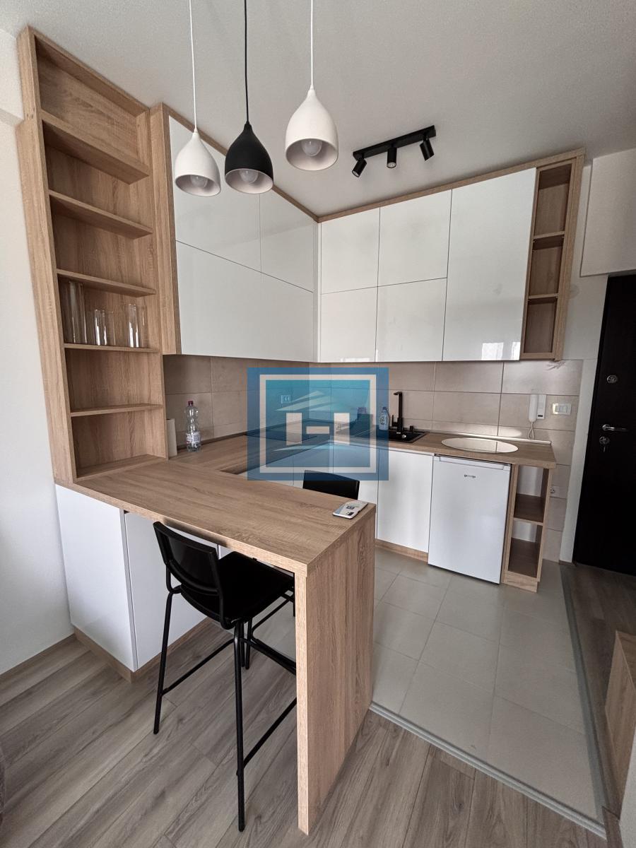 Kompletno namesten stan u Kkomplexu 8