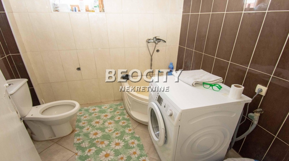 Kuća, 330 m2, Surčin, Braće Ljubinković ID: 121298 15