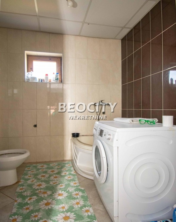 Kuća, 330 m2, Surčin, Braće Ljubinković ID: 121298 16