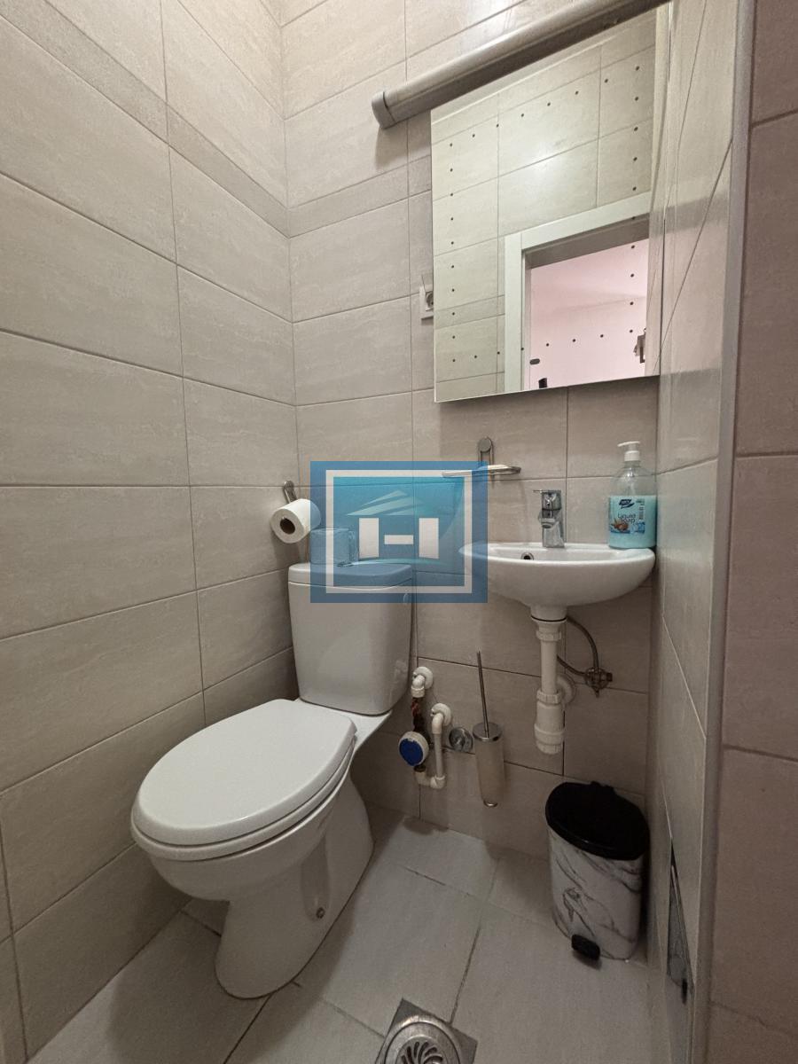 Savršen četvorosoban stan na još boljoj lokaciji 1