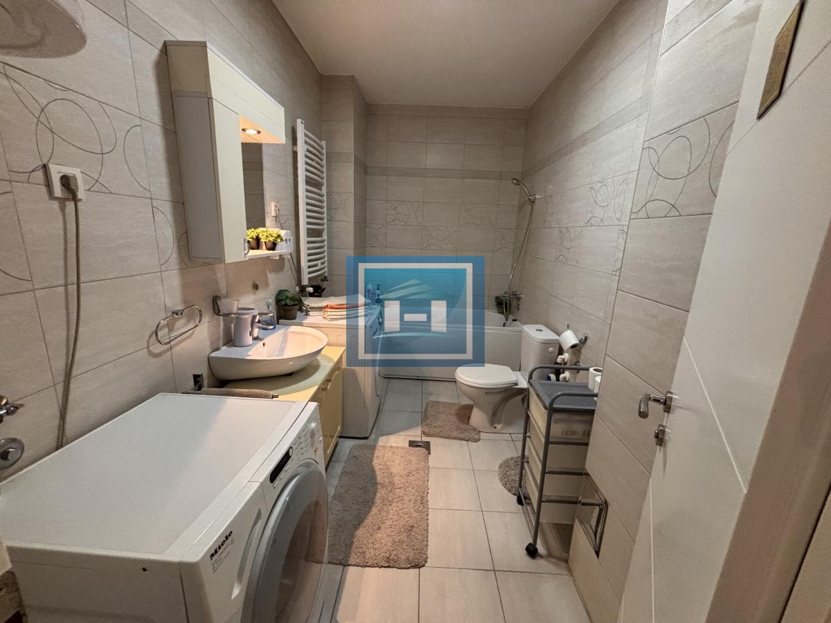 Savršen četvorosoban stan na još boljoj lokaciji 19