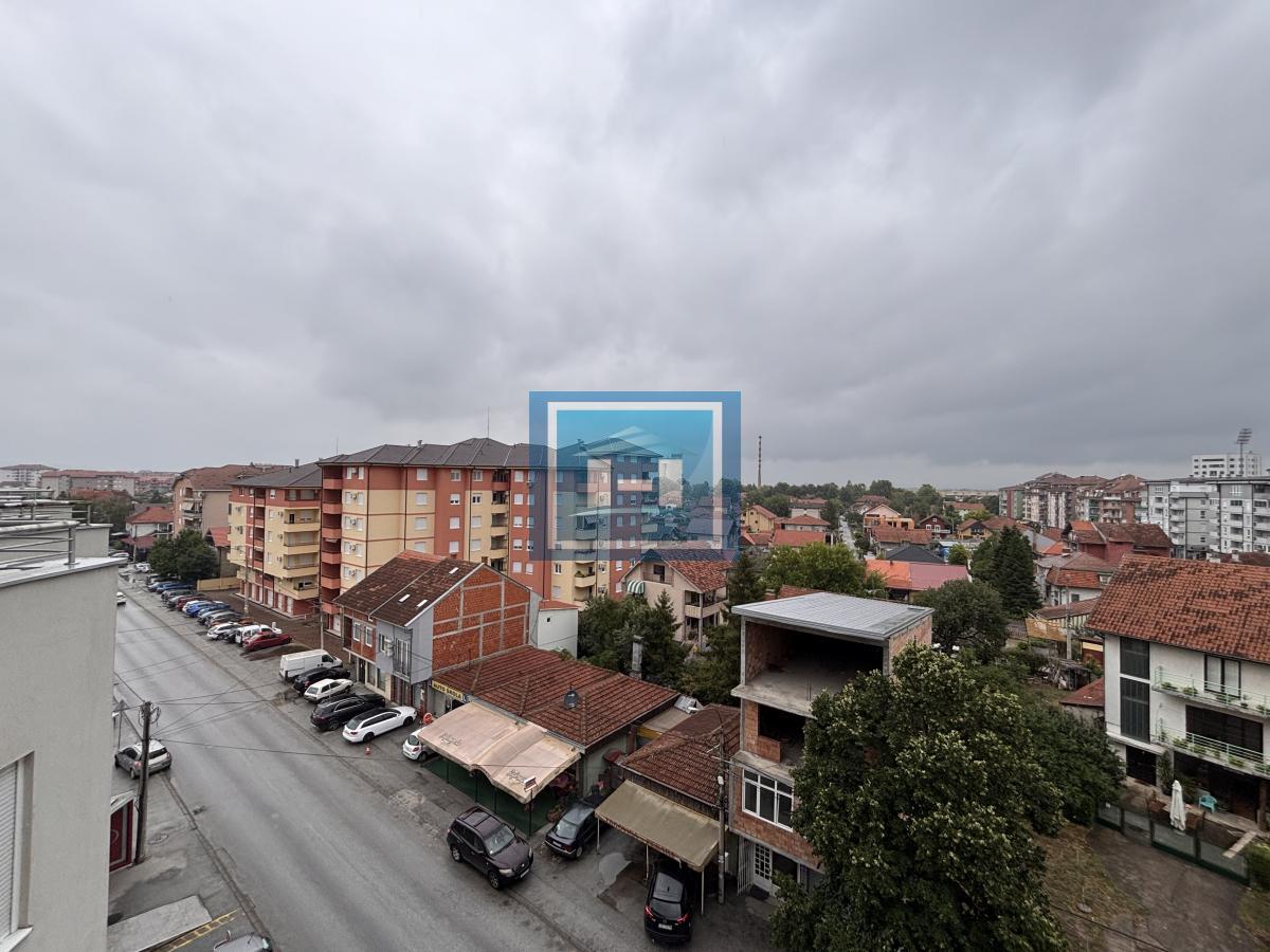 Savršen četvorosoban stan na još boljoj lokaciji 28