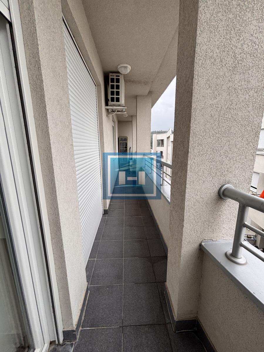 Savršen četvorosoban stan na još boljoj lokaciji 31