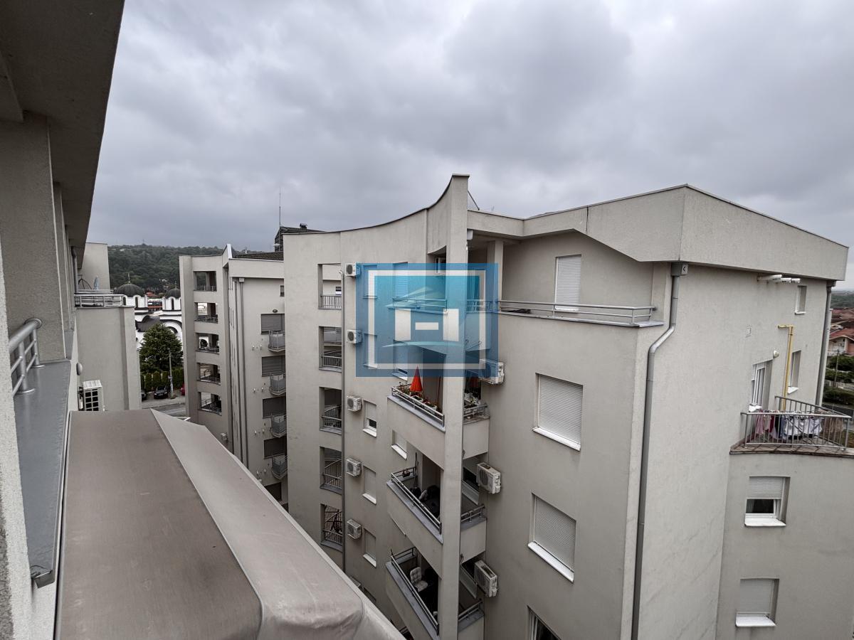 Savršen četvorosoban stan na još boljoj lokaciji 34