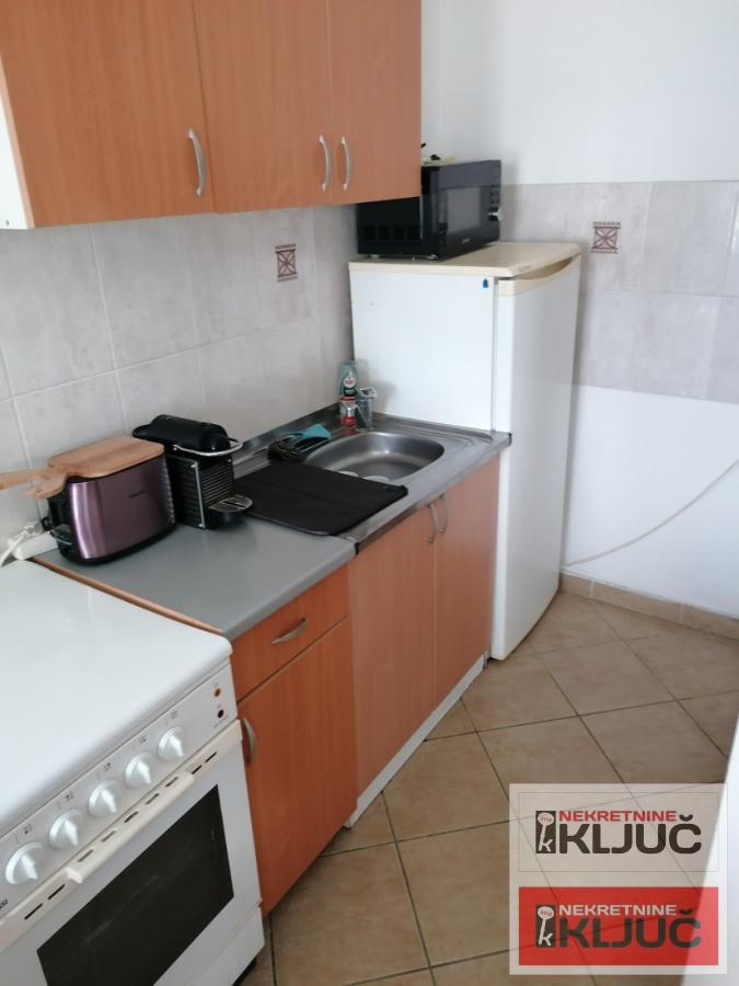 BULEVAR EVROPE, 28m2, Garsonjera 4