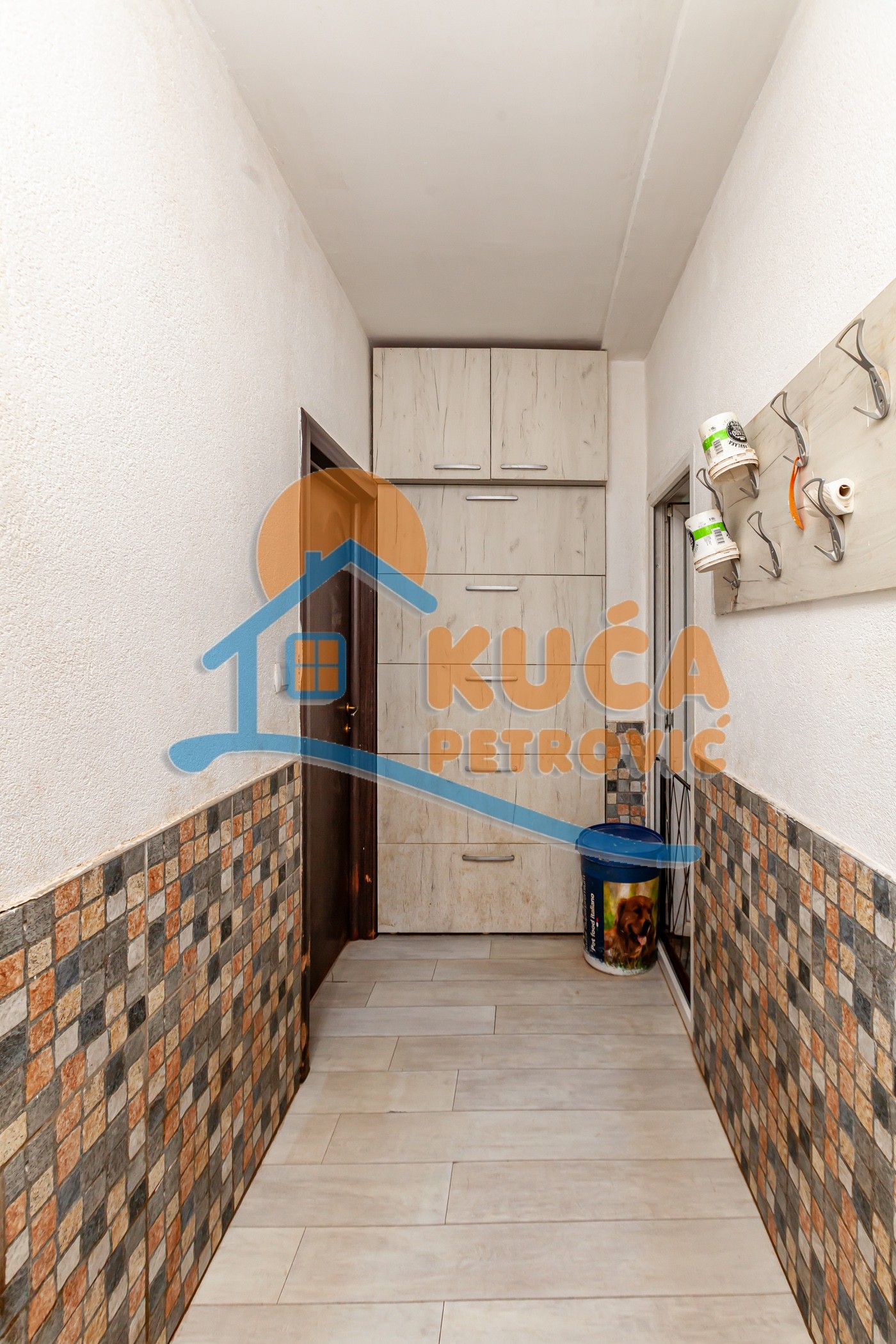 četvorosobna kuća, 184 m2, Crveni krst, Metalska ID: p-014517 21