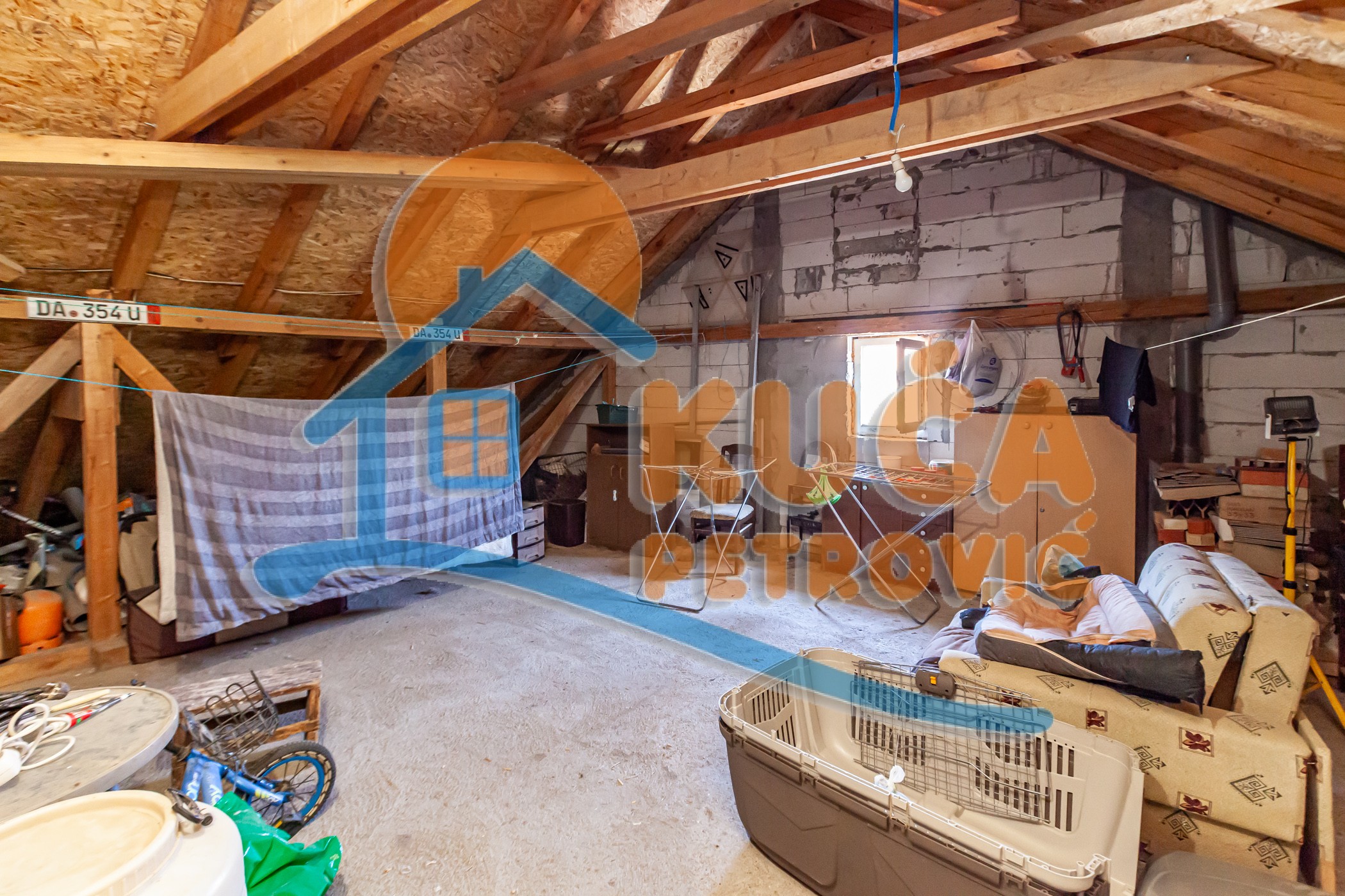 četvorosobna kuća, 184 m2, Crveni krst, Metalska ID: p-014517 23