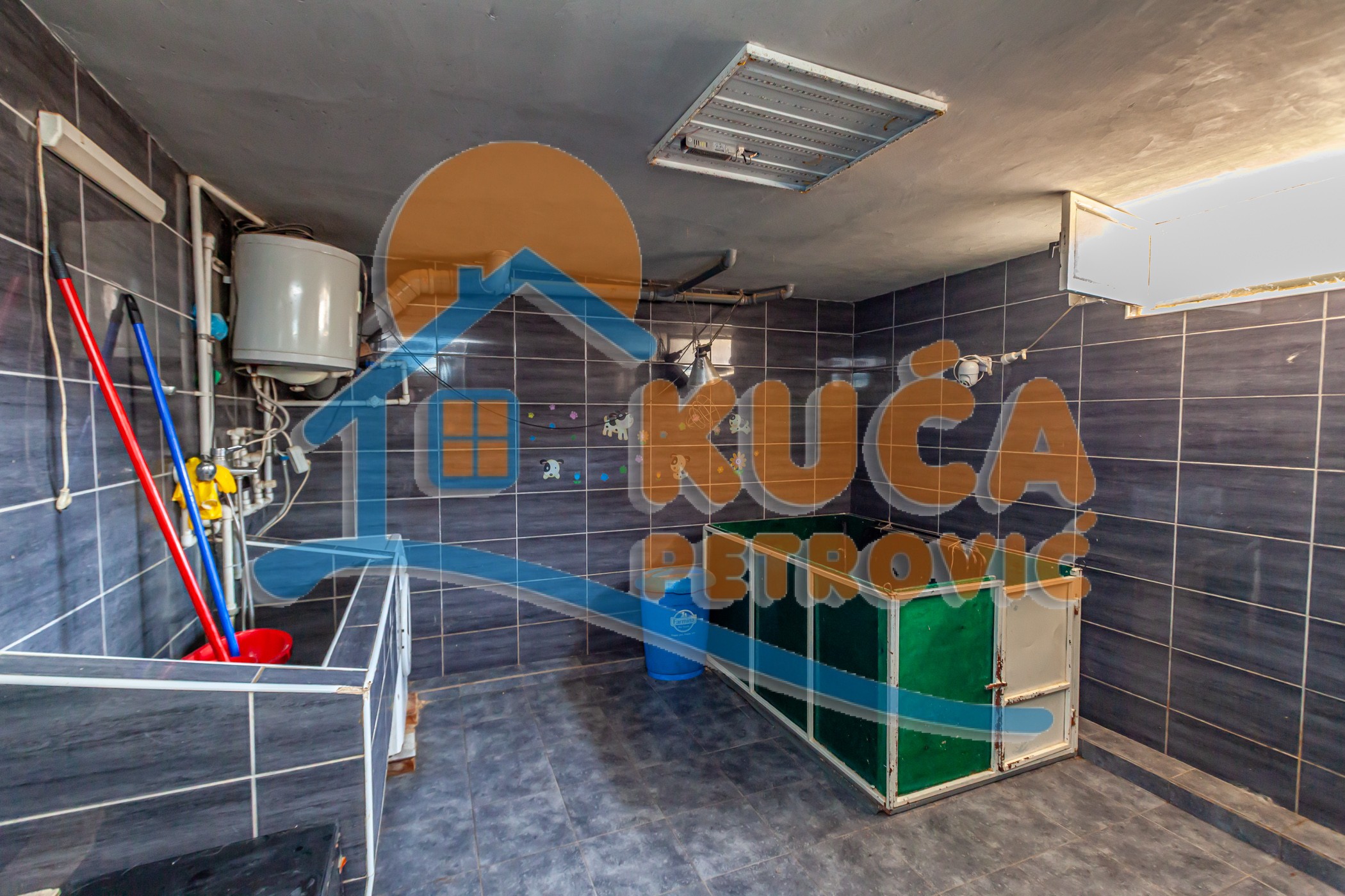 četvorosobna kuća, 184 m2, Crveni krst, Metalska ID: p-014517 25