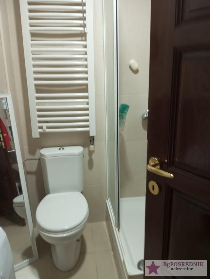 Vračar, Čubura, Sazonova, 61m2+14m2 10