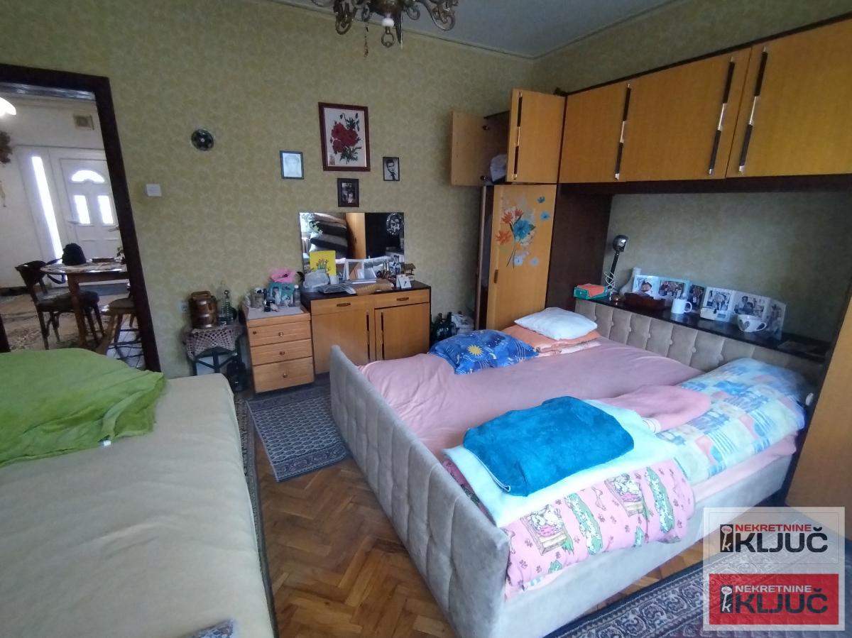 FUTOG, Kuća 148m2 na Placu 528m2 16