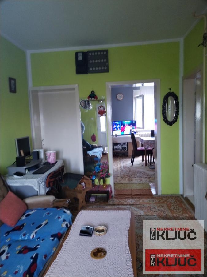 FUTOG, Kuća 148m2 na Placu 528m2 17