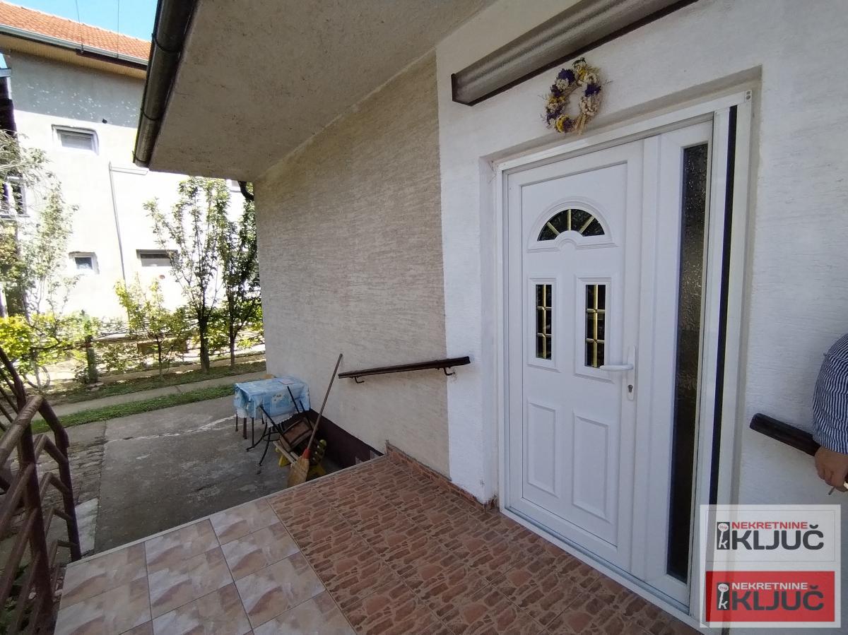 FUTOG, Kuća 148m2 na Placu 528m2 3