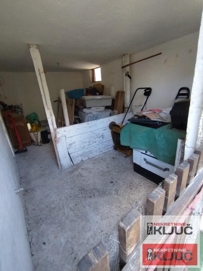 FUTOG, Kuća 148m2 na Placu 528m2 45