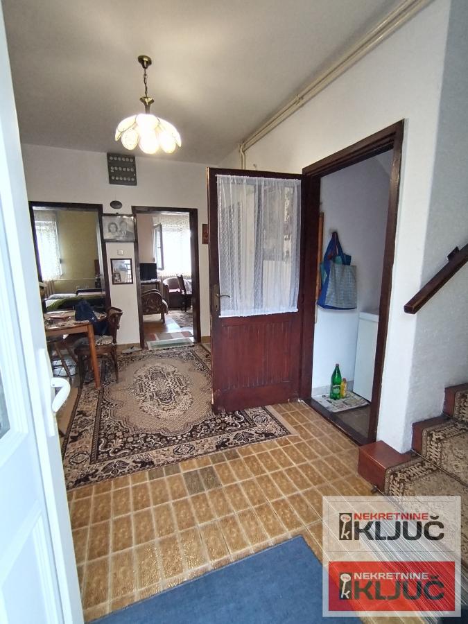 FUTOG, Kuća 148m2 na Placu 528m2 5