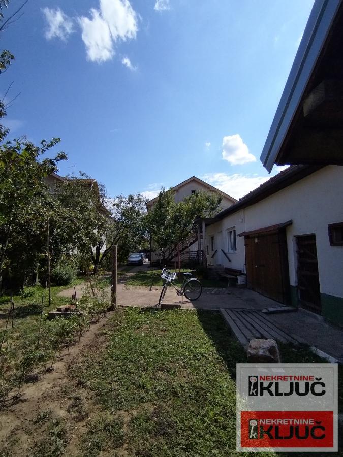 FUTOG, Kuća 148m2 na Placu 528m2 52