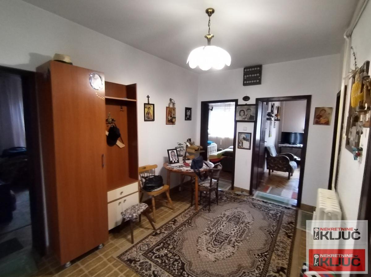 FUTOG, Kuća 148m2 na Placu 528m2 8