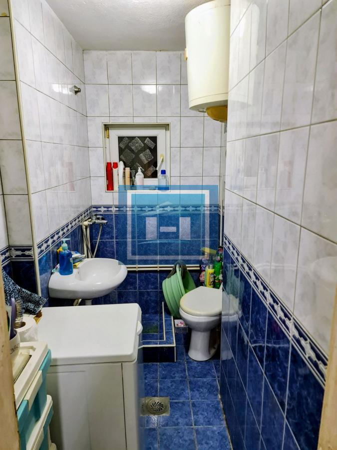 Prodaje se stan 50m² – odlična lokacija, Paraćin 12