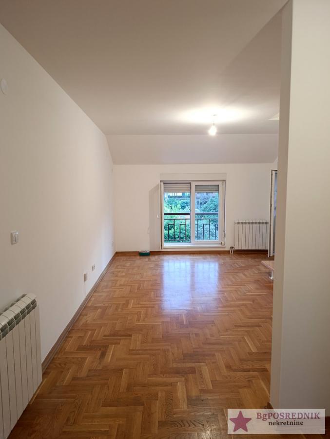 Zvezdara, Zvezdarska šuma-Ćalije, Radmile Savićević, 100m2 3