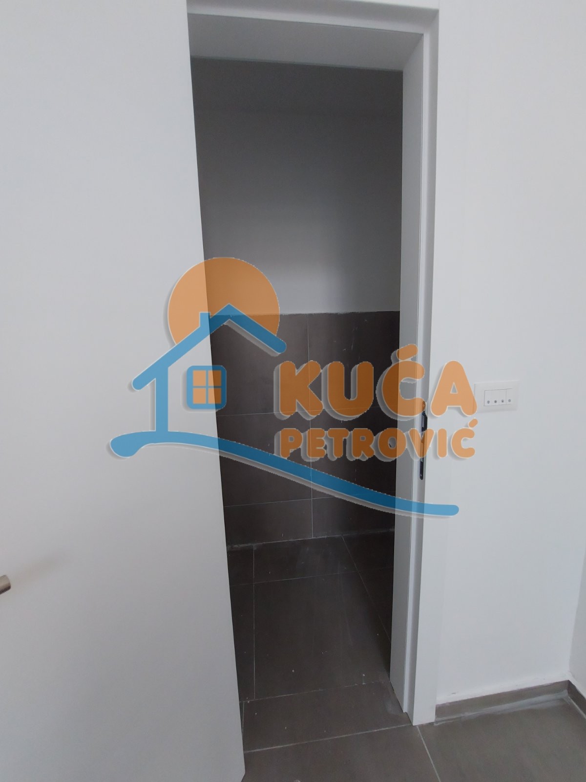 Lokal, 25 m2, Obilićev Venac, Obilićev venac ID: i-014584 3