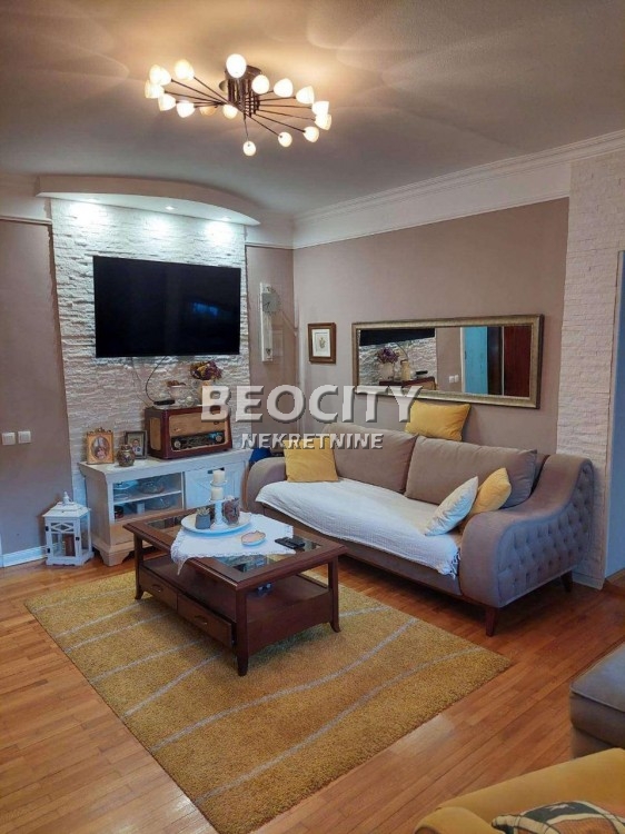 Trosobna kuća, 91 m2, Avijatičarsko naselje, Vase Miskina Crnog ID: 121609 1