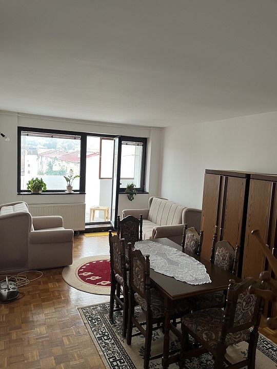 Prodajem stan u najstrozem centru Petrovca na Mlavi 1