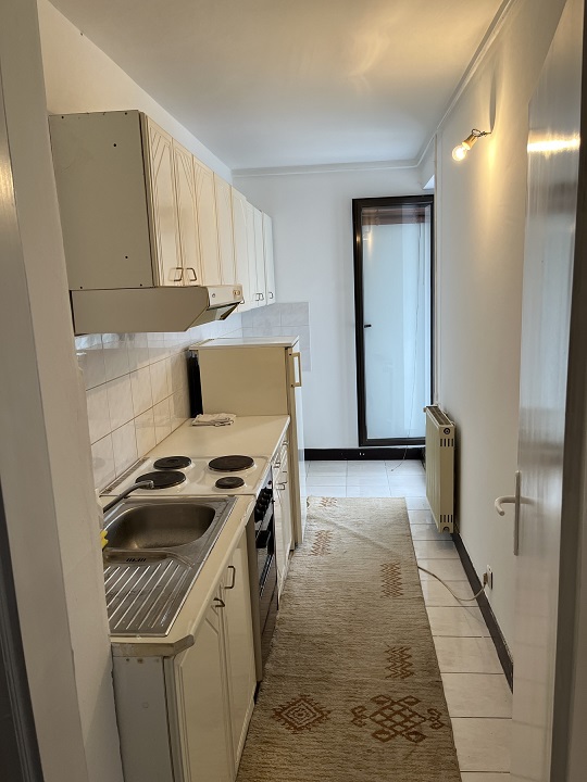 Prodajem stan u najstrozem centru Petrovca na Mlavi 2