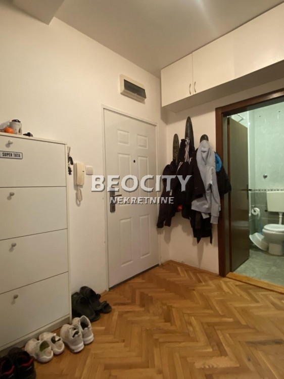 Dvosoban stan, 61 m2, Novo naselje, Bulevar Jovana Dučića ID: 121673 11