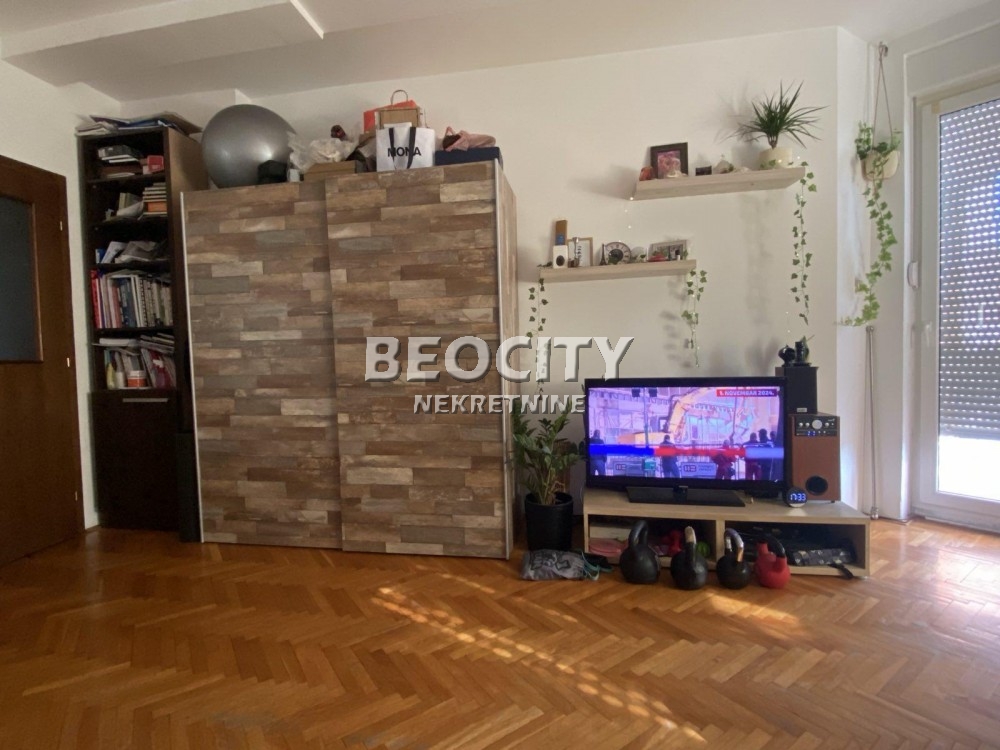 Dvosoban stan, 61 m2, Novo naselje, Bulevar Jovana Dučića ID: 121673 3