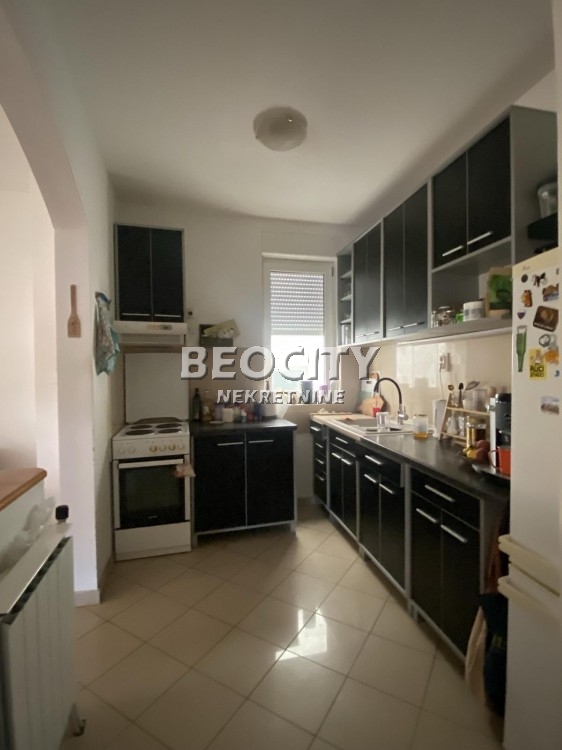 Dvosoban stan, 61 m2, Novo naselje, Bulevar Jovana Dučića ID: 121673 5