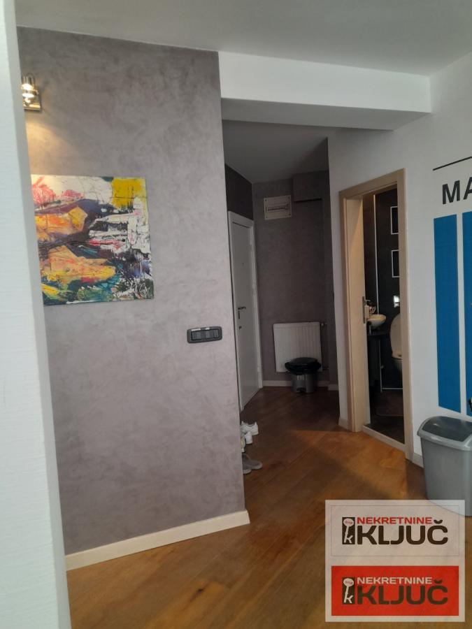 BLIZINA KEJA, 80m2, Trosoban, Maksima Gorkog 12