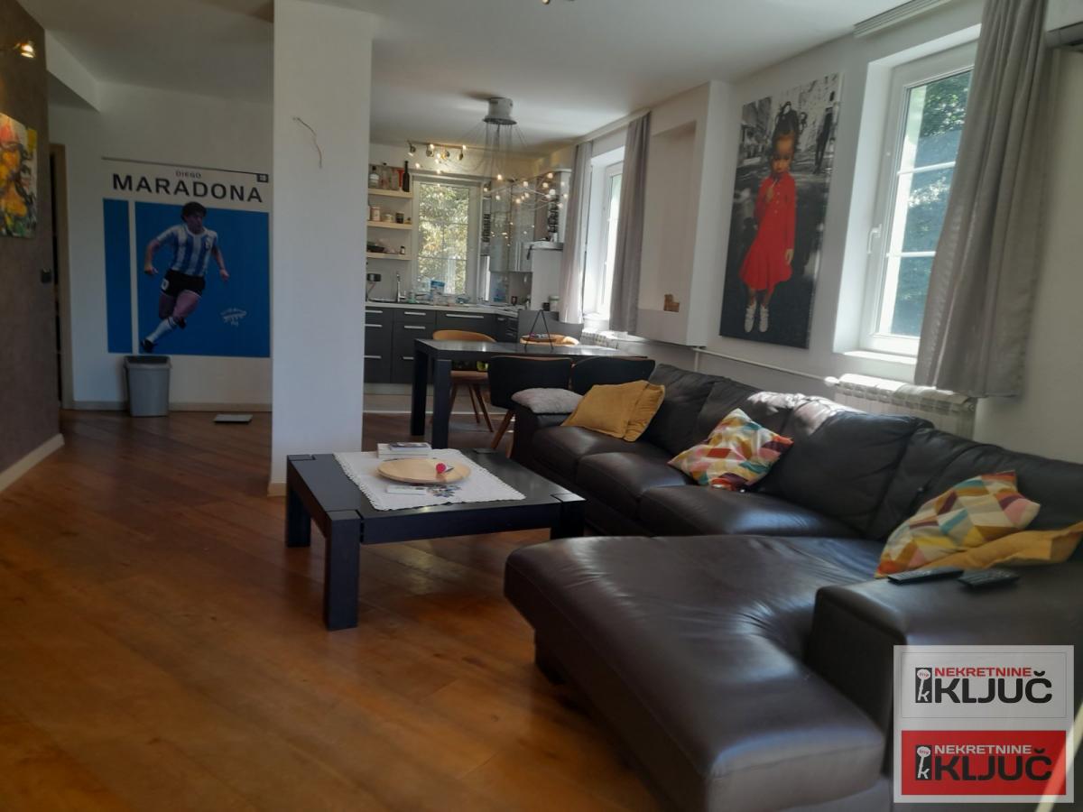 BLIZINA KEJA, 80m2, Trosoban, Maksima Gorkog 3