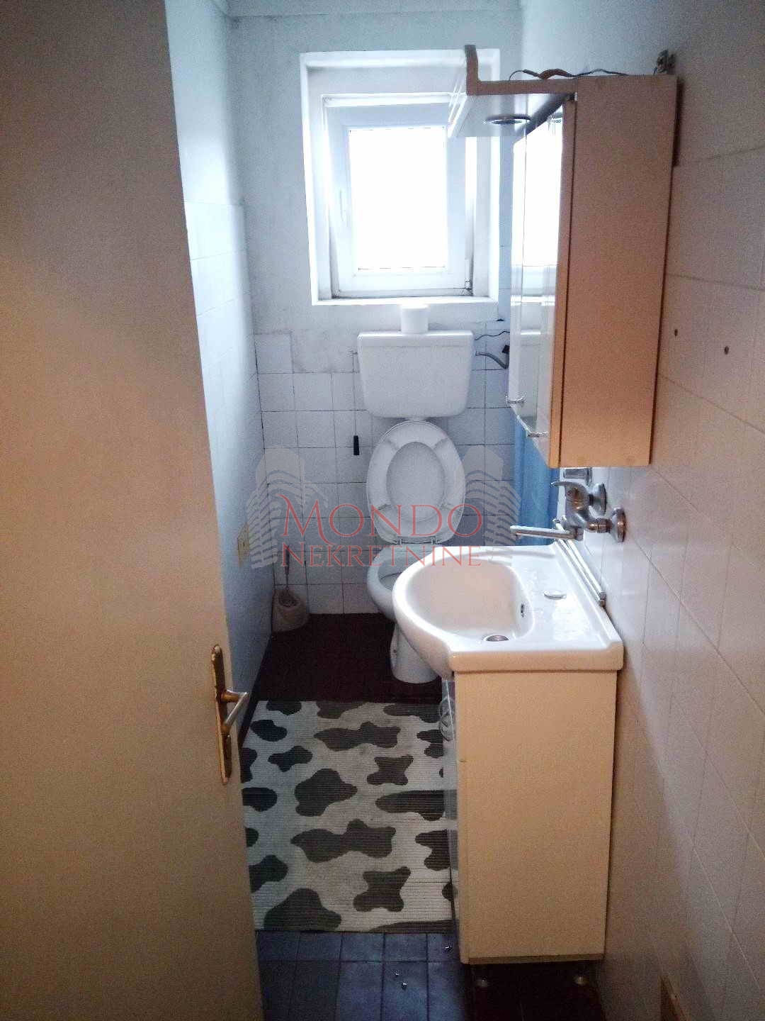 Garsonjera u centru, ta, Niš 8