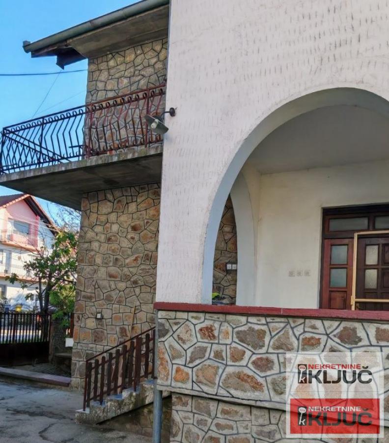 FUTOG, Kuća 163m2 na placu 676m2 10