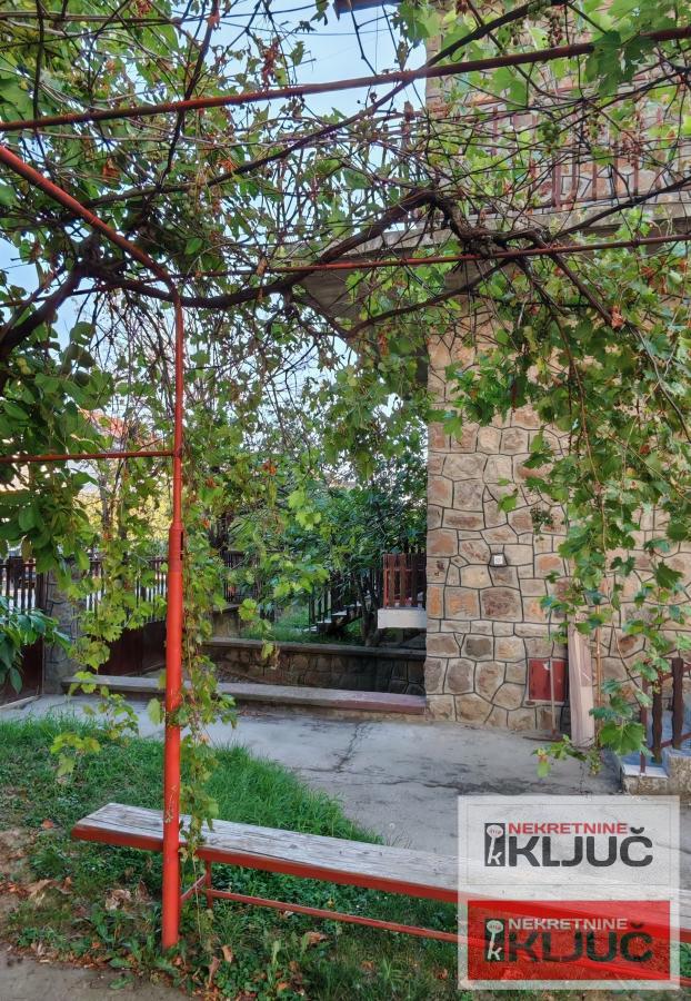 FUTOG, Kuća 163m2 na placu 676m2 6