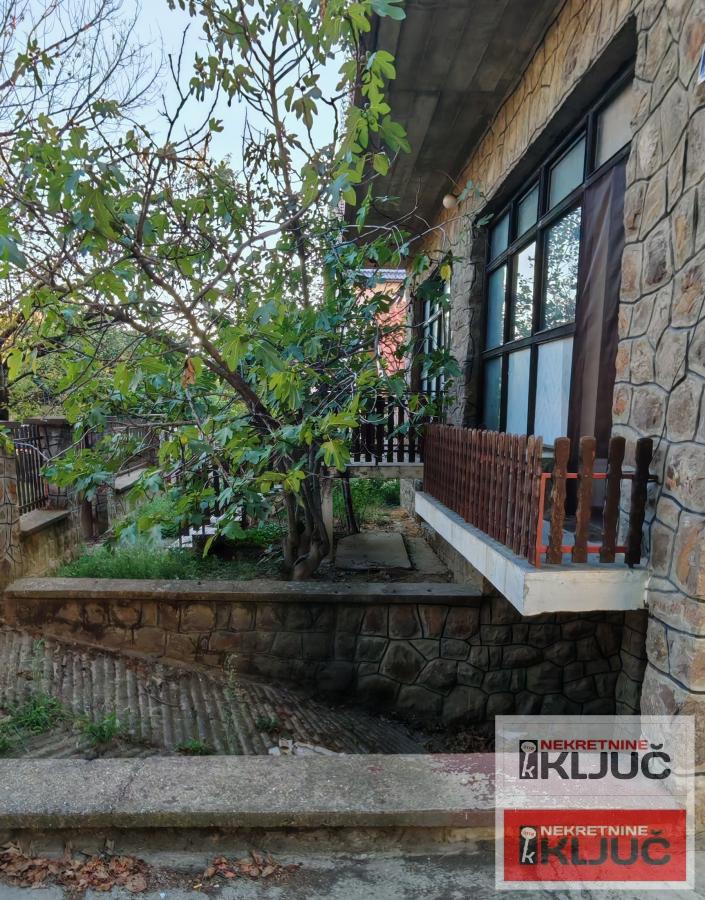 FUTOG, Kuća 163m2 na placu 676m2 9