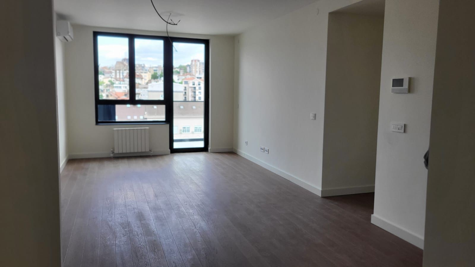 Prodajemo 2 0 stan  59m2  BW Quartet 3 2