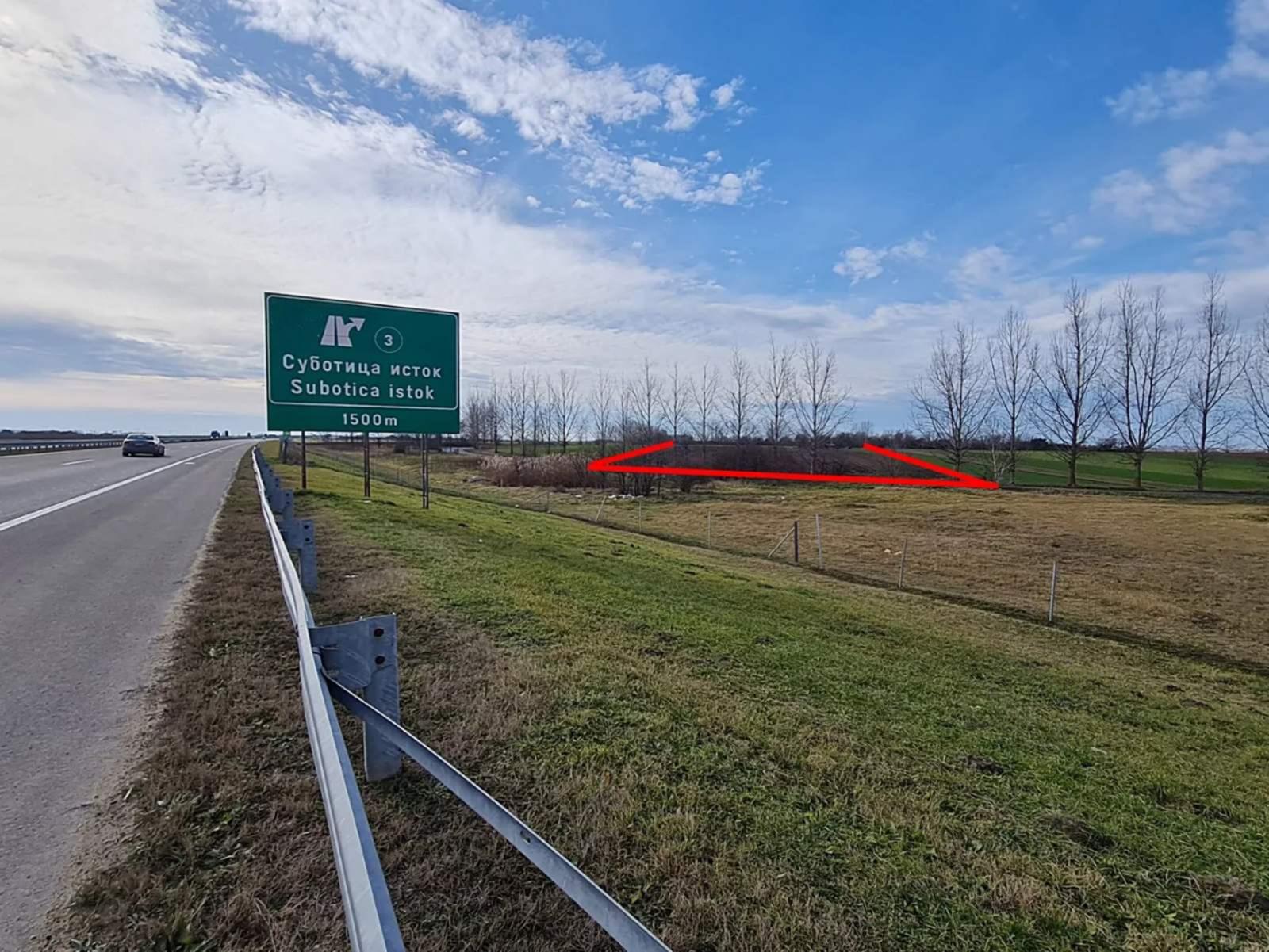 Prodajem placeve na Palicu 2