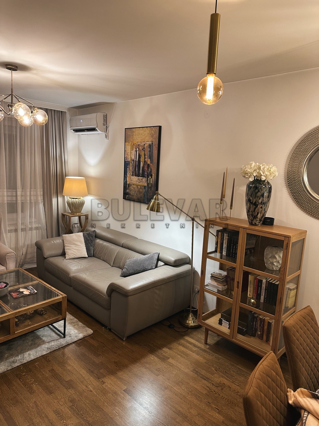 četvorosoban stan, 55 m2, Centar, Heroja Maričića ID: i-014641 9