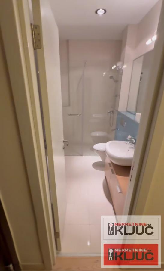 LIMAN 3 PARK CITY IZDAJE SE KANCELARIJSKI PROSTOR 20