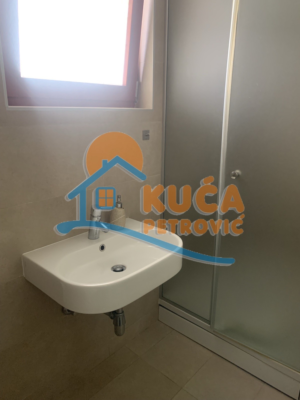 Lokal, 46 m2, Palilula, Njegoševa ID: i-014634 8