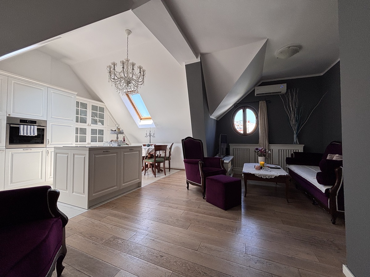 Senjanina Ive  Dorćol  renoviran 3 0 stan  106m2 1