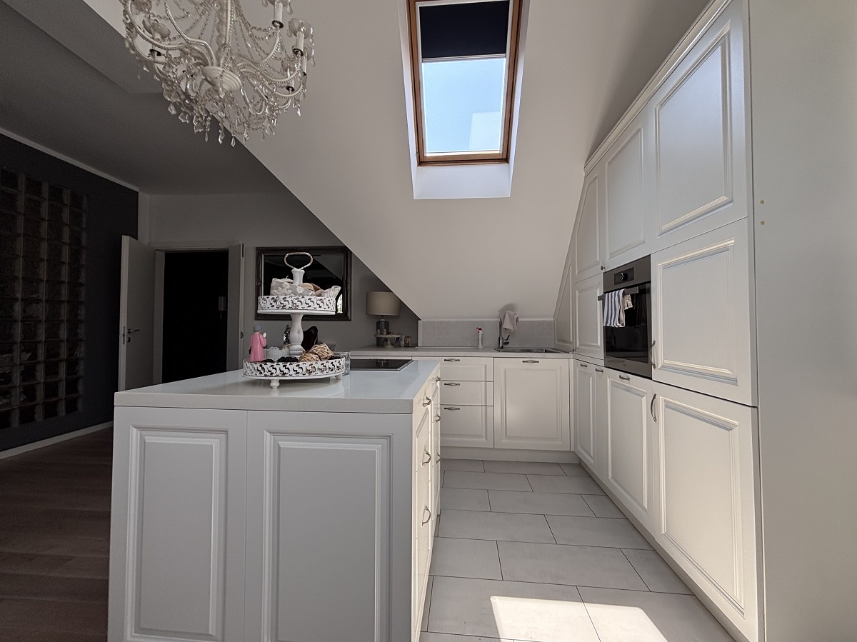 Senjanina Ive  Dorćol  renoviran 3 0 stan  106m2 3